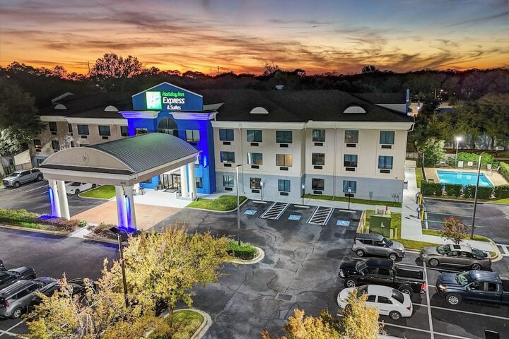 Holiday Inn Express & Suites Jacksonville - Mayport / Beach, an IHG Hotel