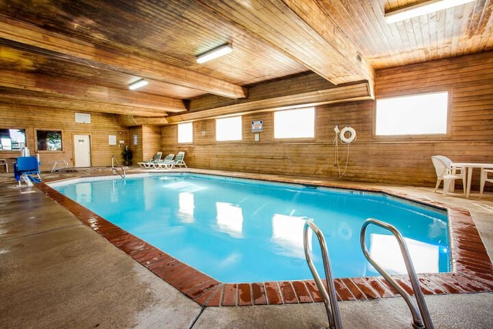 Quality Inn & Suites Vancouver North