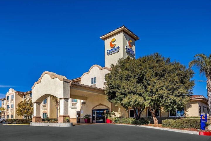 Comfort Inn & Suites Murrieta Temecula Wine Country