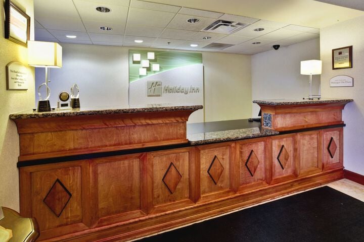 Holiday Inn & Suites Ann Arbor Univ. Michigan Area