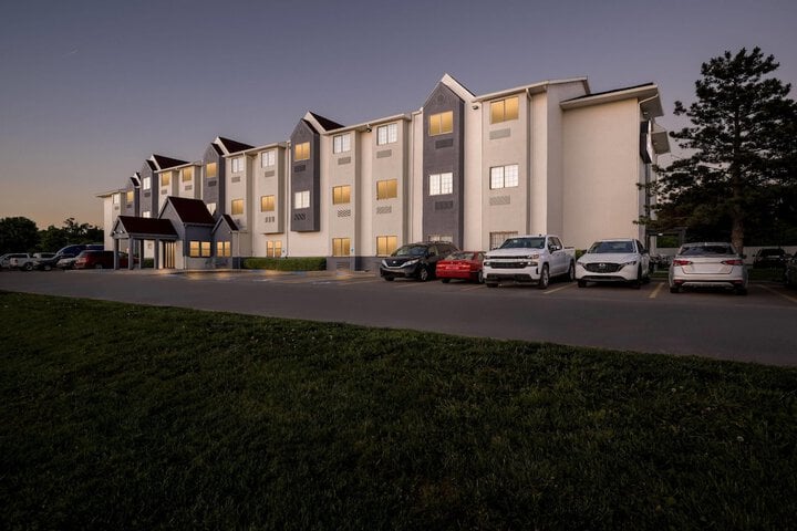 Days Inn by Wyndham near Kansas Speedway