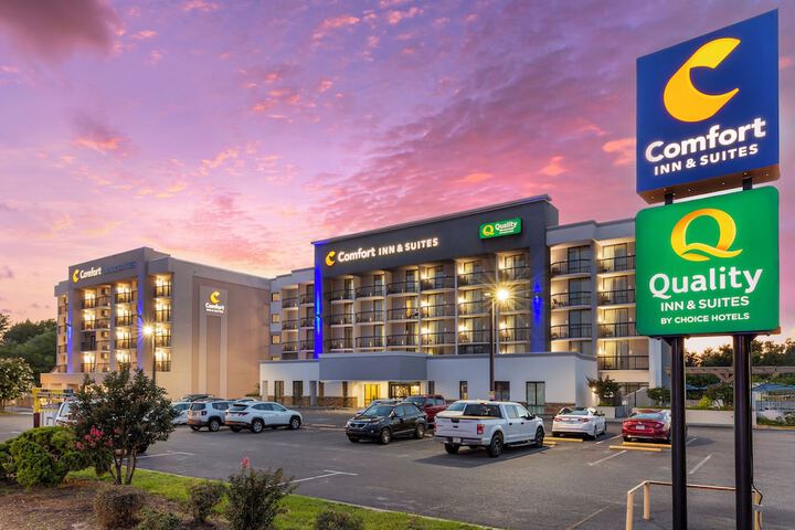 Comfort Inn & Suites Spring Lake - Fayetteville Near Fort Liberty