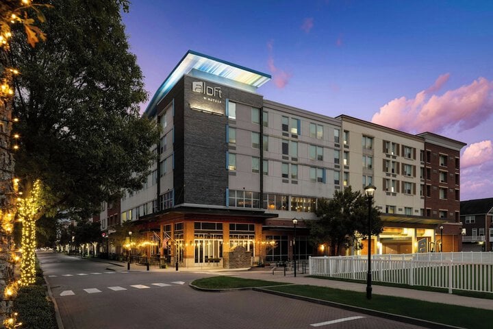 Aloft Richmond West