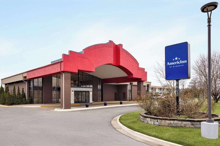 Best Western Hospitality Hotel & Suites