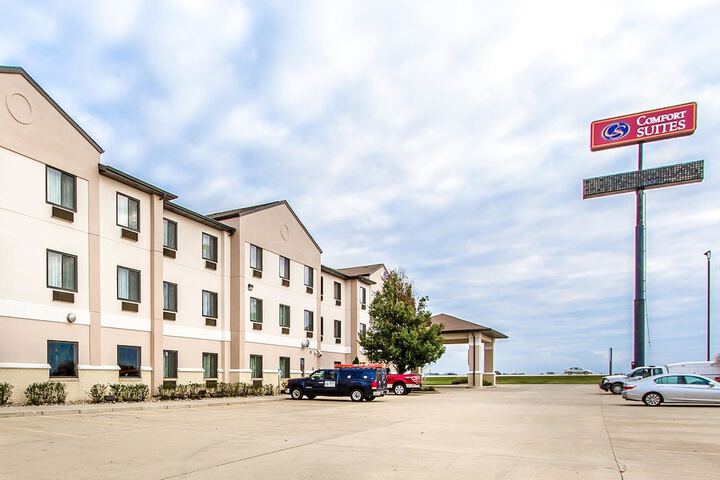 Comfort Suites Mattoon East