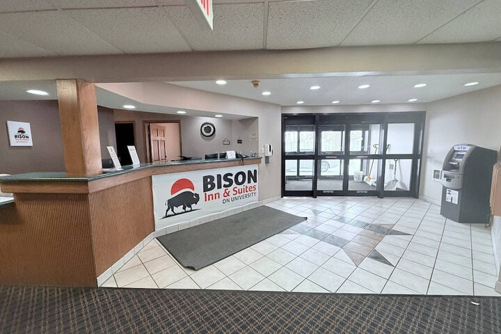Bison Inn & Suites