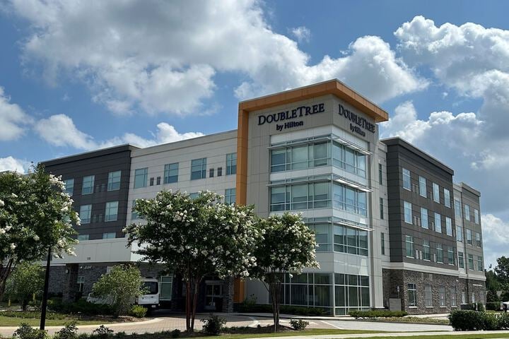 DoubleTree by Hilton Greenville Woodruff Road