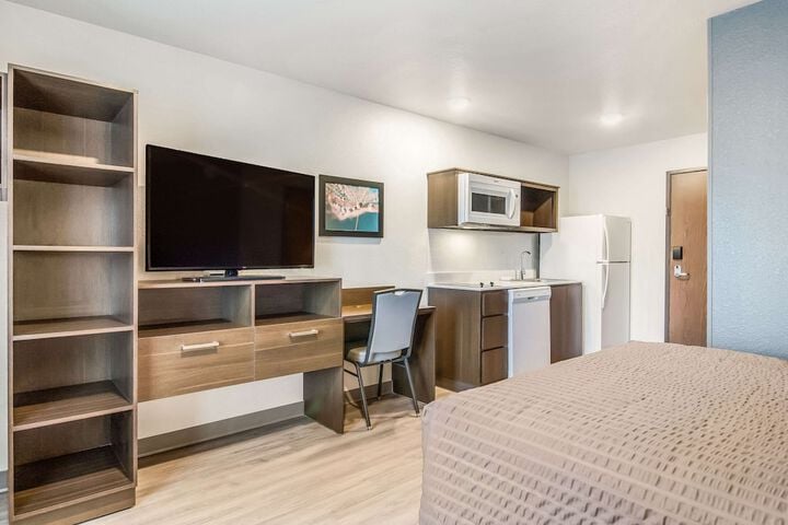 WoodSpring Suites Jacksonville Baymeadows