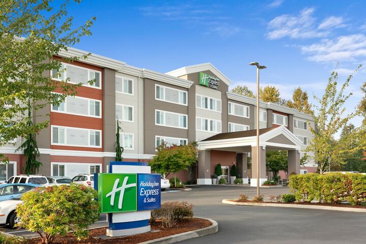 Holiday Inn Express & Suites Marysville, an IHG Hotel