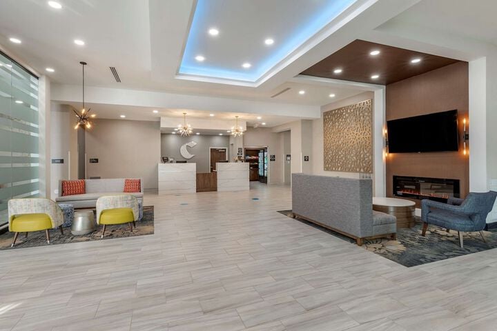 Comfort Suites Greenville Airport