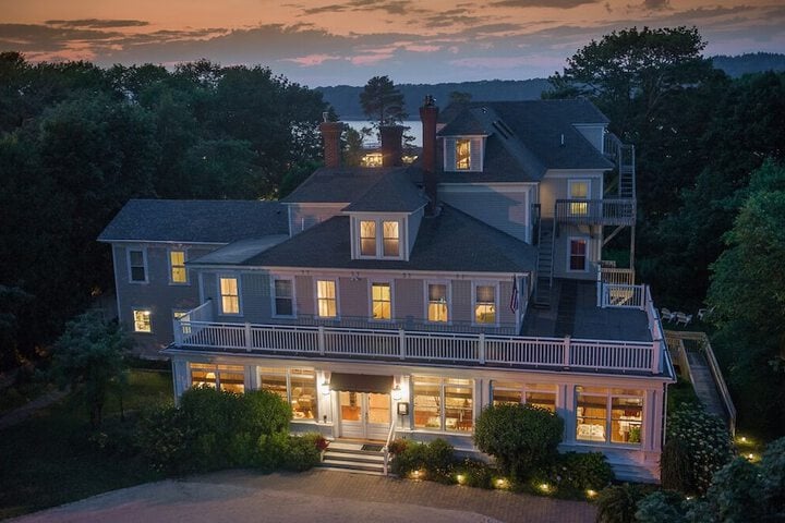 Bass Cottage Inn