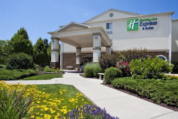 Holiday Inn Express & Suites Allentown West, an IHG Hotel