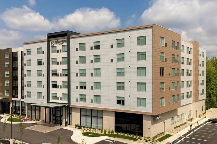 Element Indianapolis Carmel
