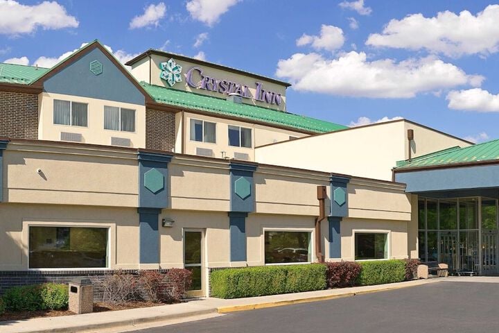 Crystal Inn Hotel & Suites - West Valley City