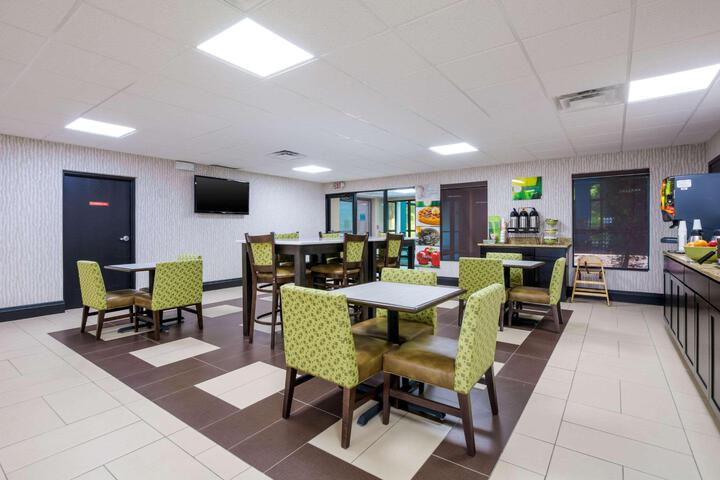 Quality Inn & Suites