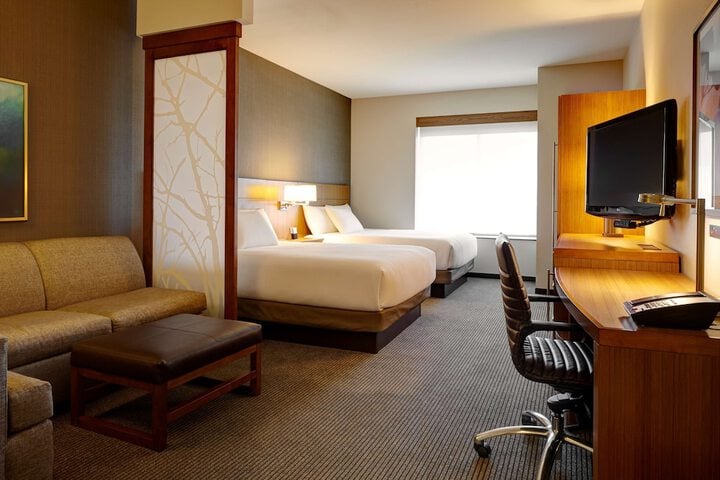 Hyatt Place Lansing – East