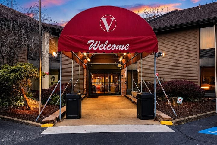 View Inn & Suites