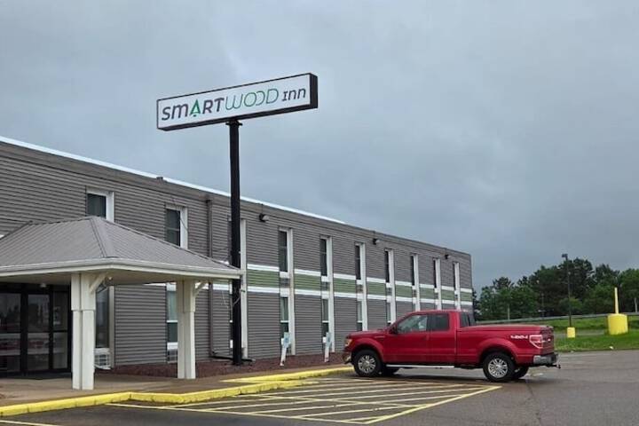 Osseo Inn