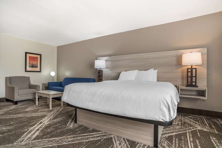 Best Western Plus Jackson Downtown-Coliseum