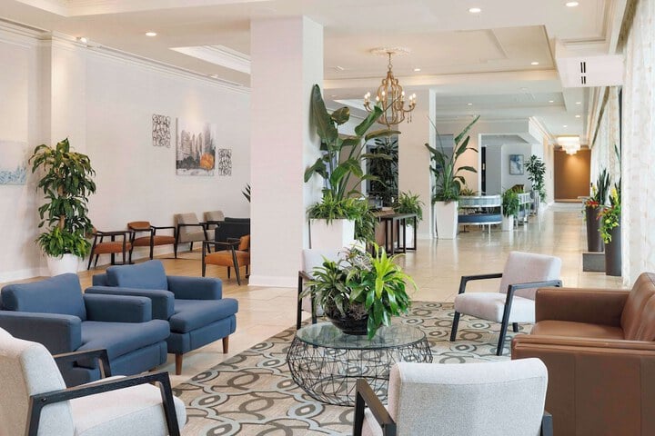 Hilton Greenville