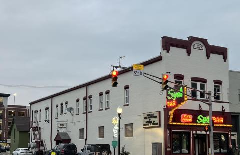 Syd's Fine Food and Spirits