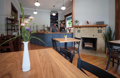 Debbie's Daughters Bakery & Cafe