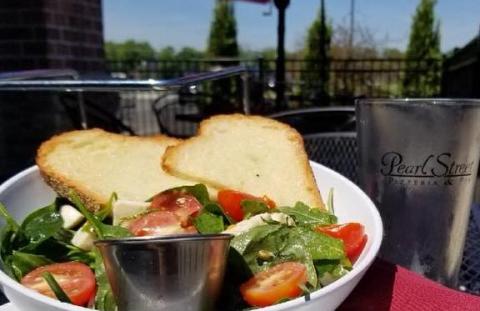 Pearl Street Pizzeria & Pub