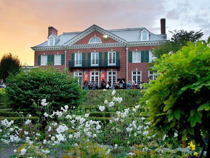 Saginaw Art Museum & Gardens