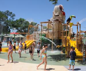 Cool Zoo Waterpark