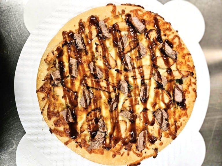A&E's Pizzeria