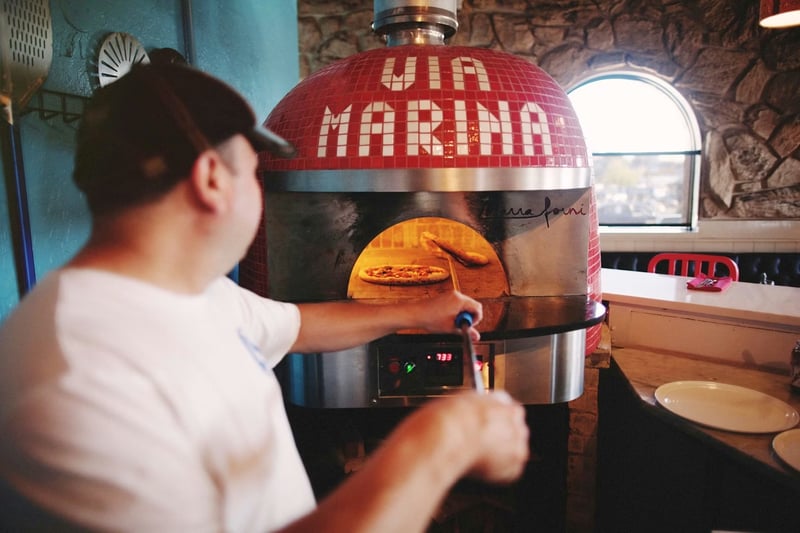 via Marina Wood Fired Pizza & Italian Cafe