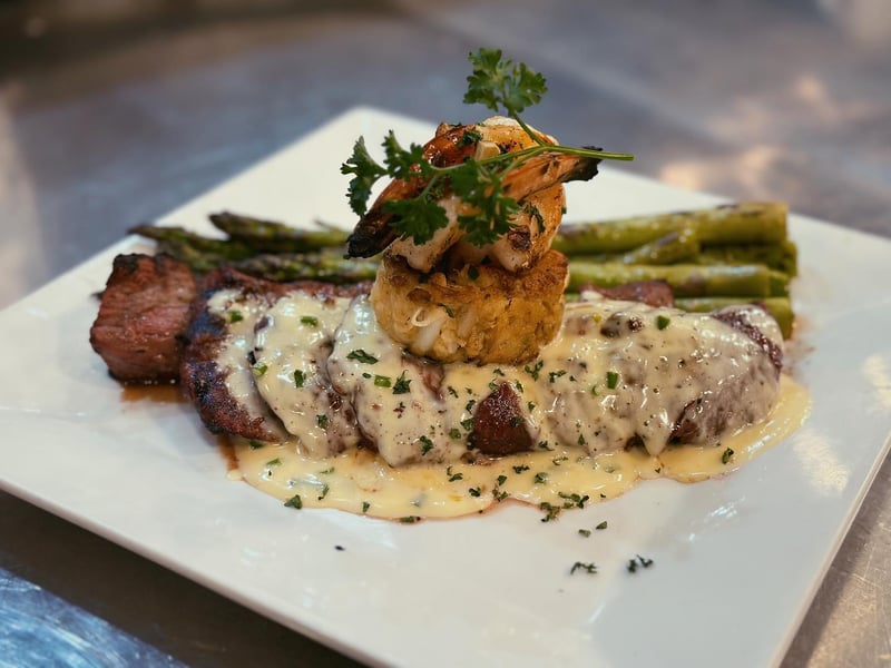 GrillMarx Columbia Steakhouse & Raw Bar