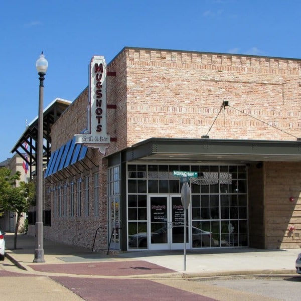 Mugshots Grill and Bar - Tupelo, MS