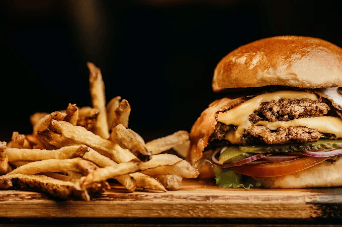 Lakeside Grill & Cafe