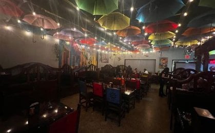 Las Comadres Restaurante Mexicano y Marisqueria