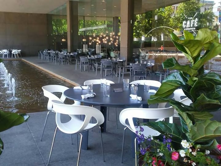 The Cafe Carnegie