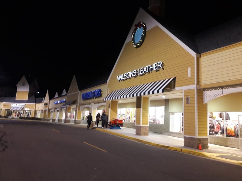 Tanger Outlets Howell