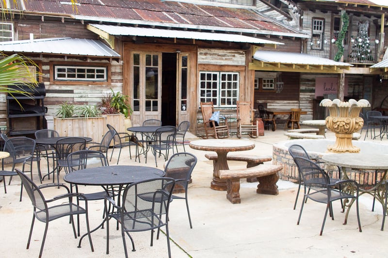 Leola’s Cafe and Coffee House
