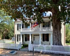 Condé-Charlotte Museum