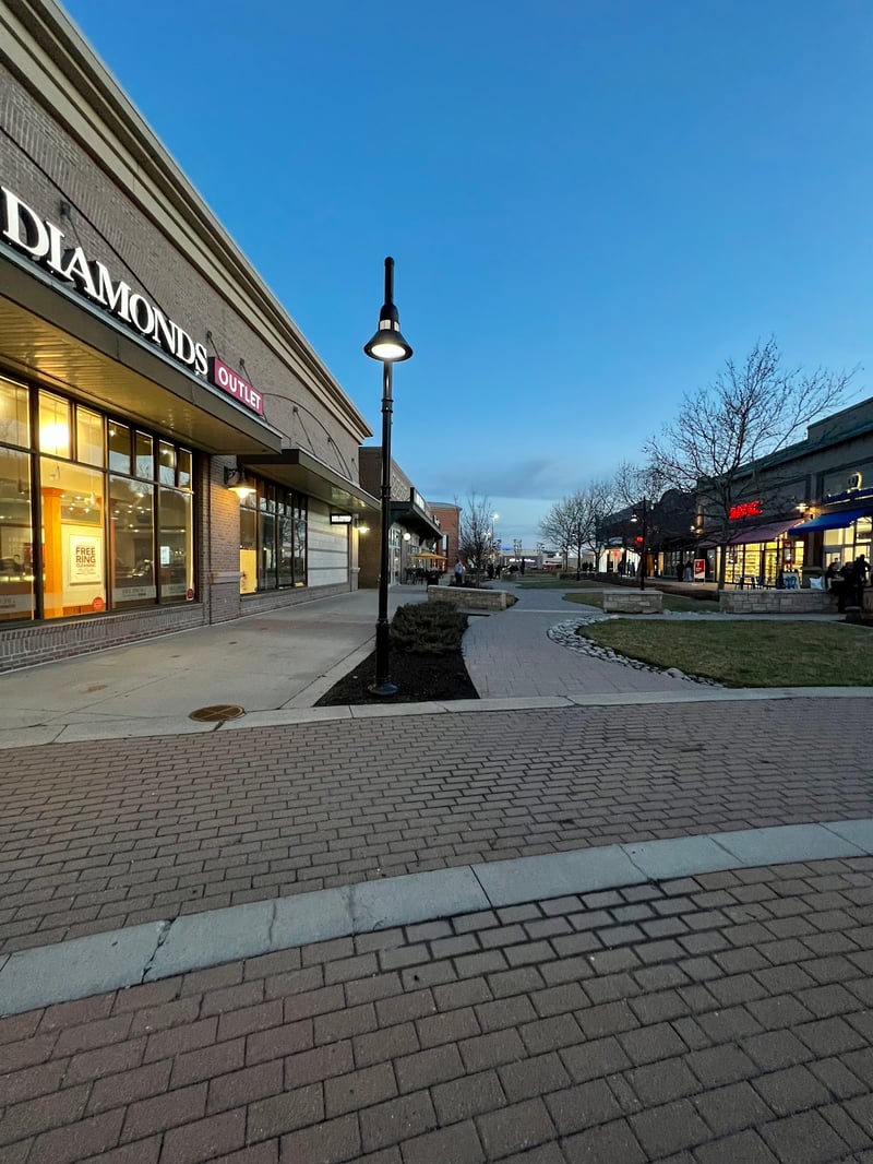 Legends Outlets Kansas City