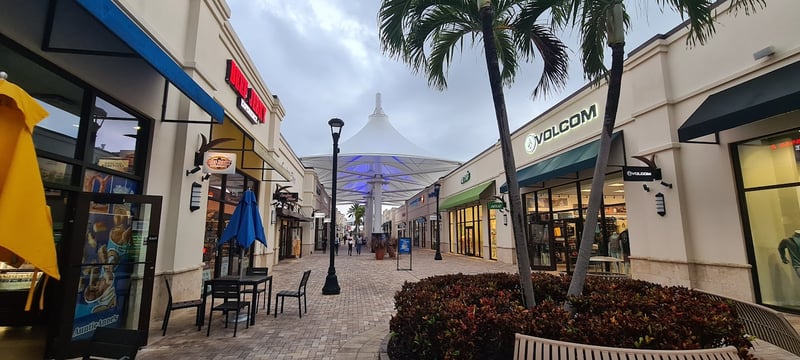 Tanger Outlets Palm Beach