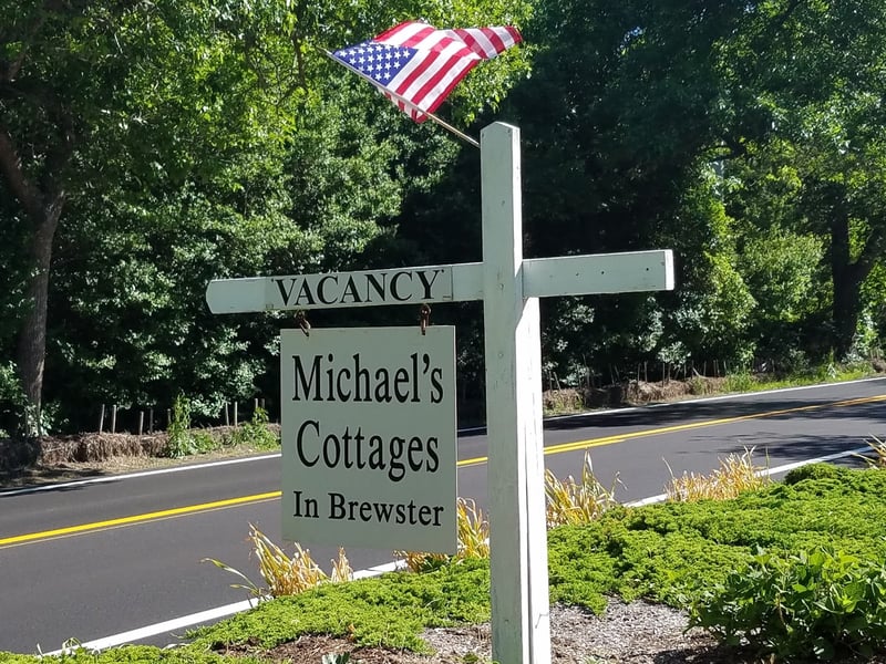 Michael's Cottages In Brewster