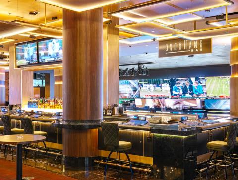 Overhang Bar