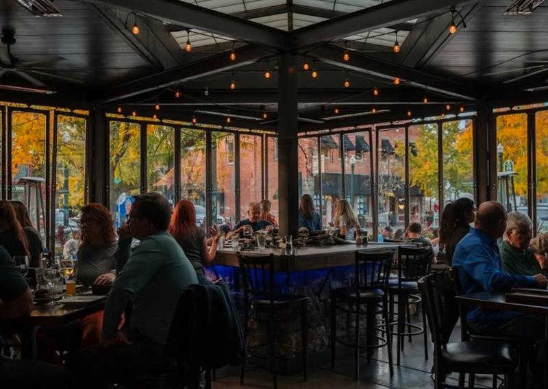 13th Street Pub and Grill