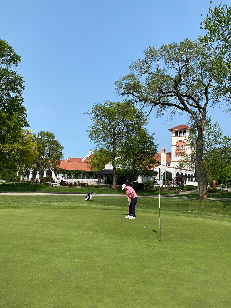 Ravisloe Country Club