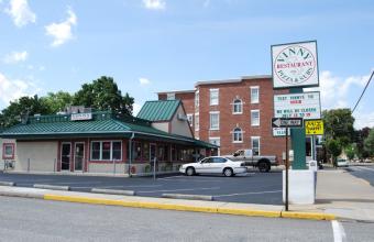 Vinny Restaurant Pizza & Subs