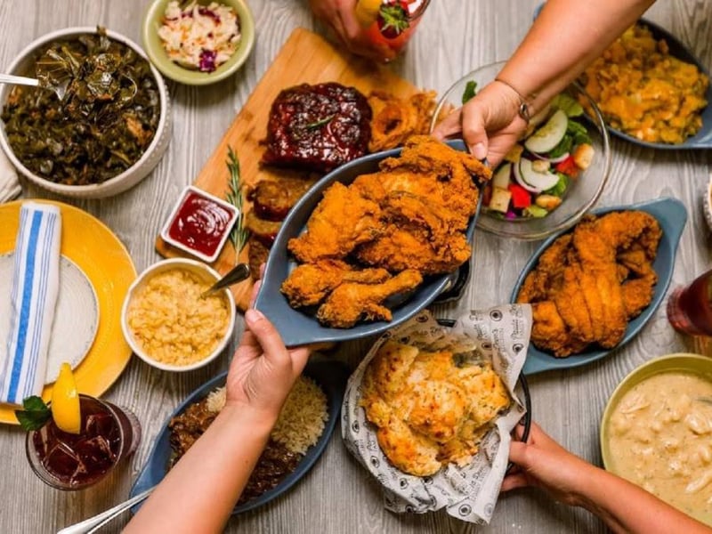 Paula Deen's Family Kitchen