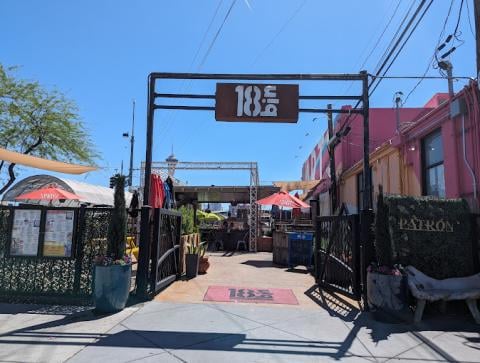 18Bin Bar & Restaurant