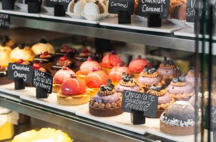 The Artisan Cakery