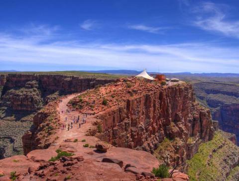 Comedy on Deck Grand Canyon and Hoover Dam Tours